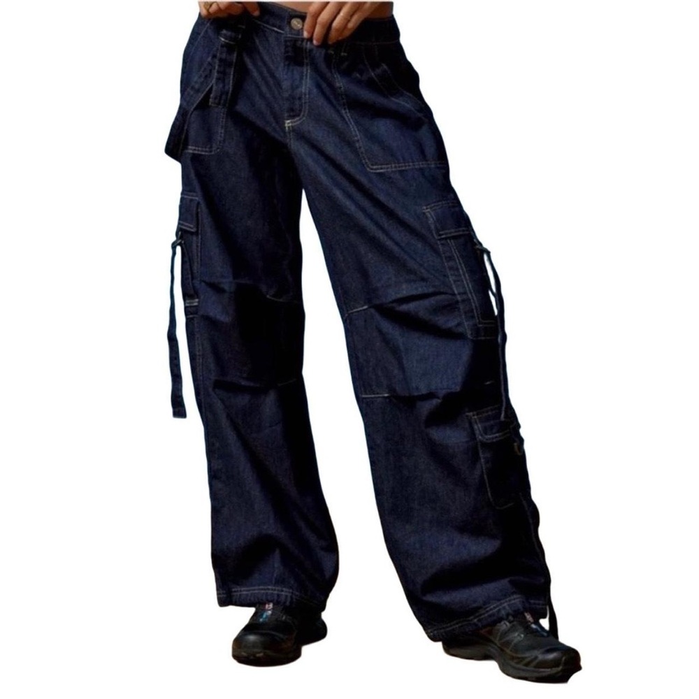 Urban outfitters Bdg baggy cargo jeans 
Nwt